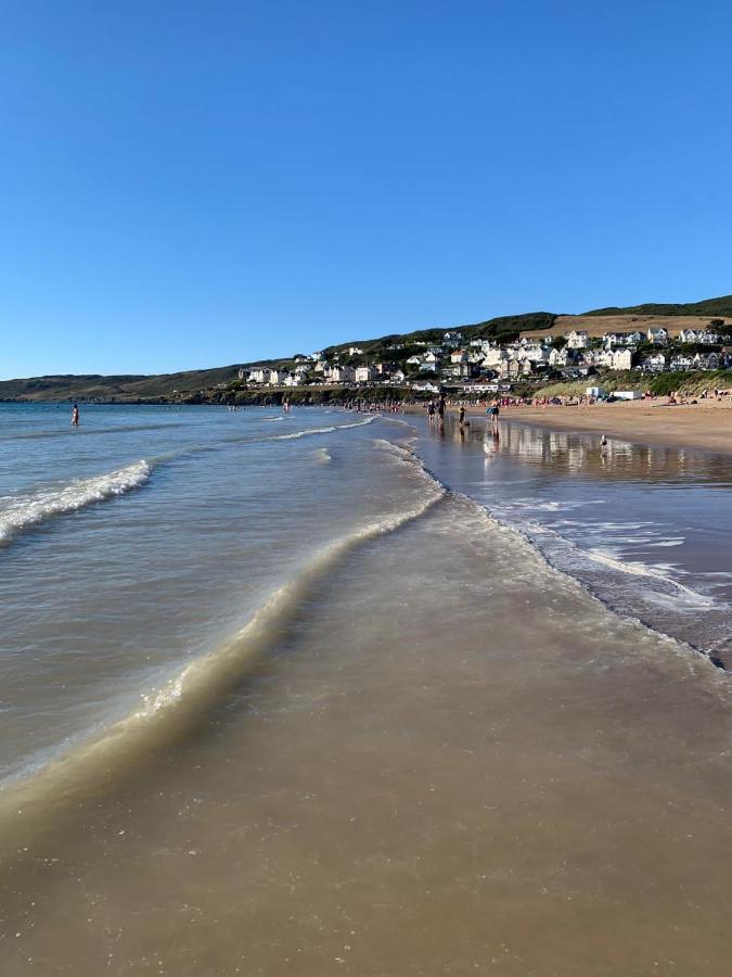 7 Putsborough - Luxury Apartment At Byron Woolacombe, Only 4 Minute Walk To Woolacombe Beach! Bagian luar foto