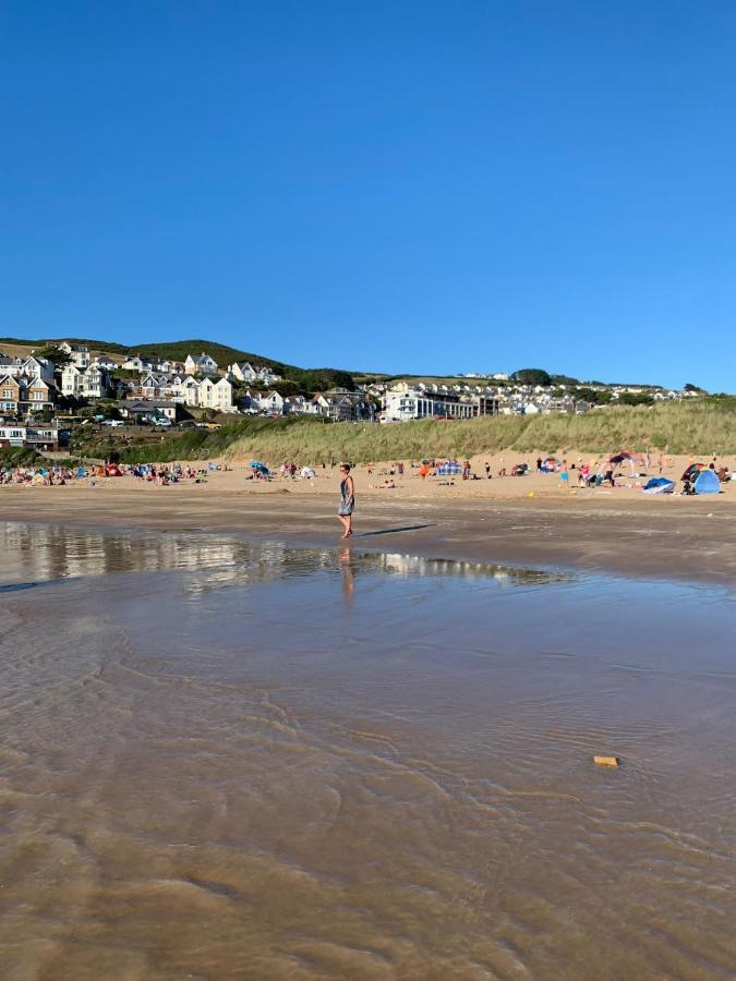 7 Putsborough - Luxury Apartment At Byron Woolacombe, Only 4 Minute Walk To Woolacombe Beach! Bagian luar foto